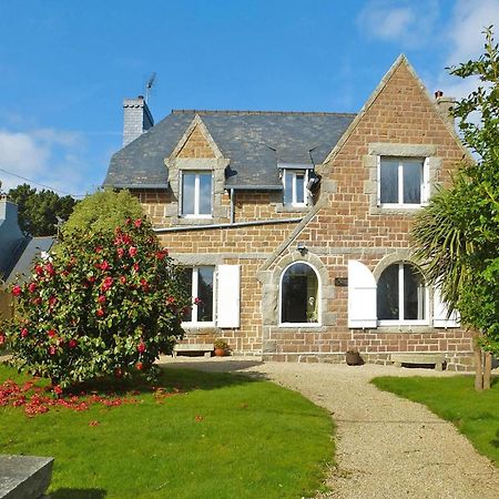 Holiday Home In A Quiet Location Near The Coast Pleumeur-Bodou Eksteriør billede