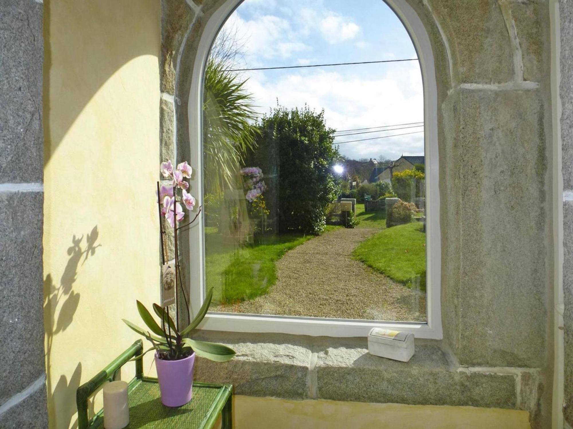 Holiday Home In A Quiet Location Near The Coast Pleumeur-Bodou Eksteriør billede