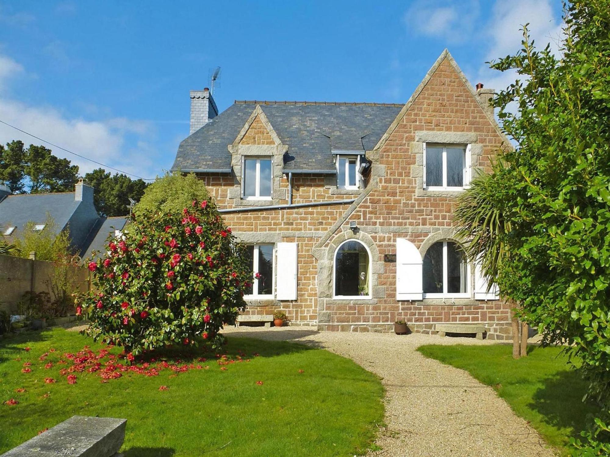 Holiday Home In A Quiet Location Near The Coast Pleumeur-Bodou Eksteriør billede
